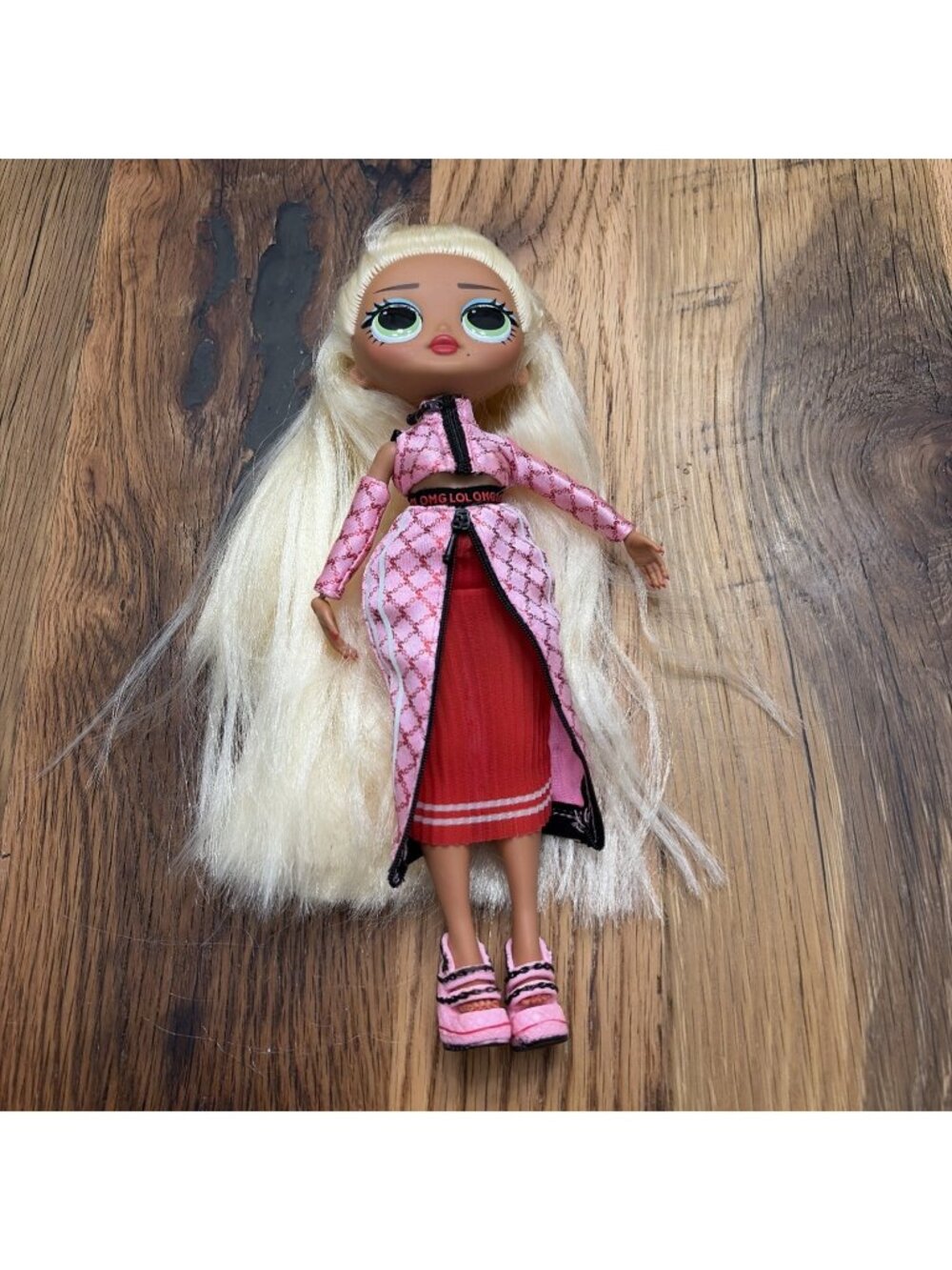 L.O.L. doll LOL Surprise O.M.G. Swag Big Sister No Earrings